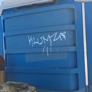 Meet your Posher, Cassandra